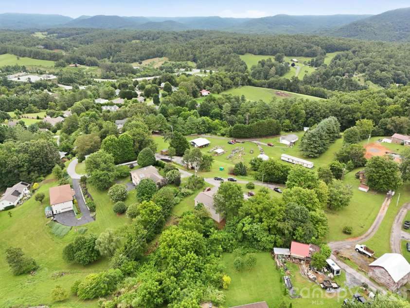 132 View Drive, Mars Hill, NC 28754.  MLS# CAR4407944, YatesRealty ID 42835. 