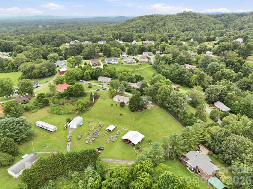 132 View Drive, Mars Hill, NC 28754.  MLS# CAR4407944, YatesRealty ID 42835. 