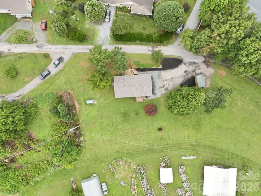132 View Drive, Mars Hill, NC 28754.  MLS# CAR4407944, YatesRealty ID 42835. 