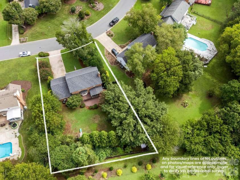 8601 Middleton Circle, Harrisburg, NC 28075.  MLS# CAR4407801, YatesRealty ID 42836. 