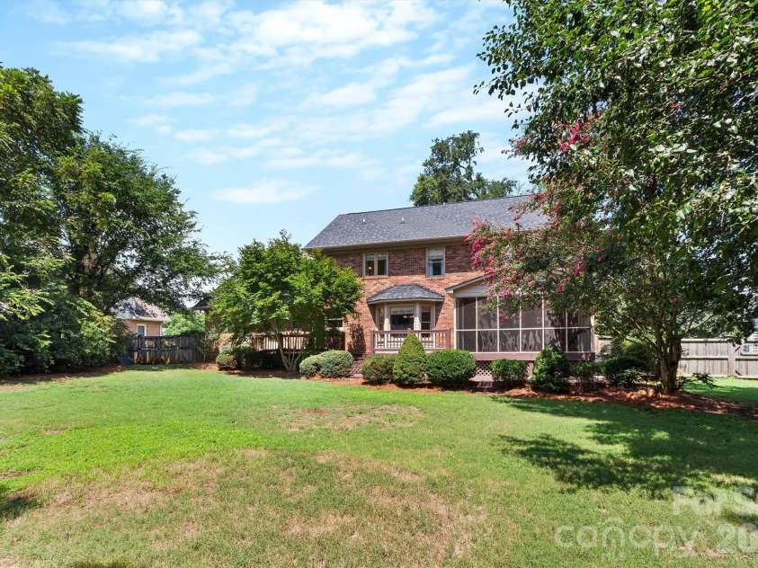 8601 Middleton Circle, Harrisburg, NC 28075.  MLS# CAR4407801, YatesRealty ID 42836. 8601 Middleton