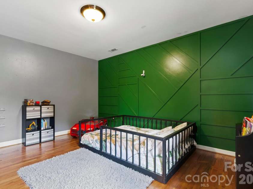 8601 Middleton Circle, Harrisburg, NC 28075.  MLS# CAR4407801, YatesRealty ID 42836. Custom accent wall