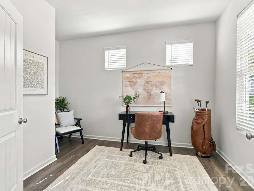 4604 Fairway Run Drive, Pfafftown, NC 27040.  MLS# CAR4405997, YatesRealty ID 42839. 