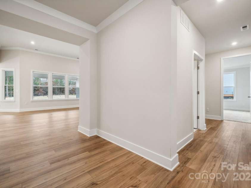 104 Brooke Forest Court, Mooresville, NC 28115.  MLS# CAR4151619, YatesRealty ID 4284. Foyer