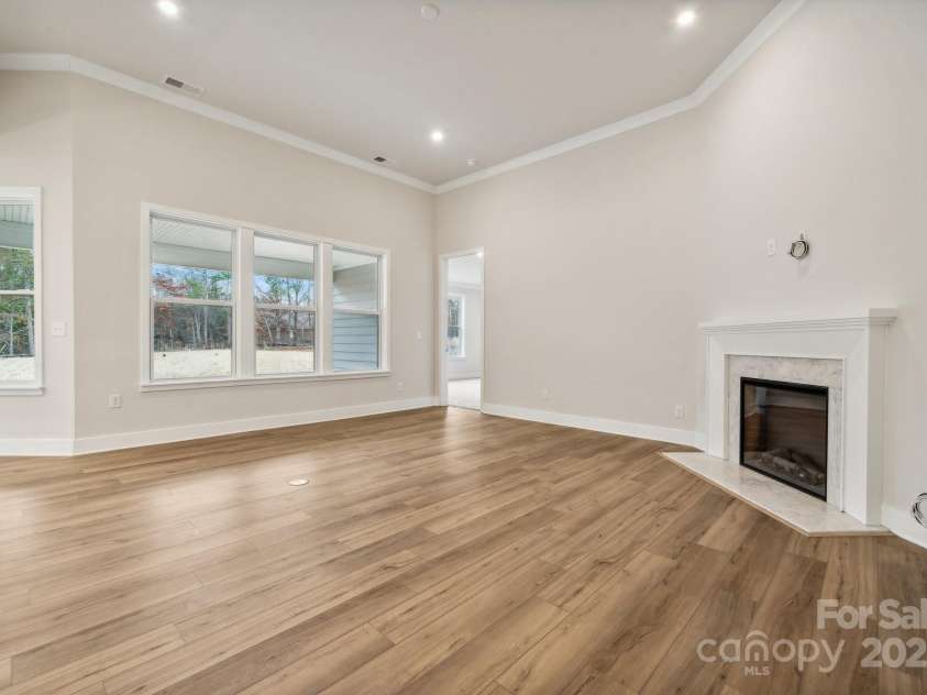 104 Brooke Forest Court, Mooresville, NC 28115.  MLS# CAR4151619, YatesRealty ID 4284. Great Room