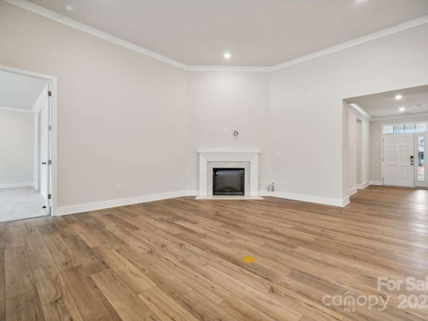 104 Brooke Forest Court, Mooresville, NC 28115.  MLS# CAR4151619, YatesRealty ID 4284. Great Room