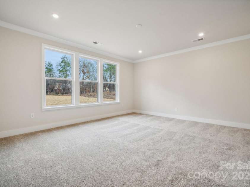 104 Brooke Forest Court, Mooresville, NC 28115.  MLS# CAR4151619, YatesRealty ID 4284. Primary Suite