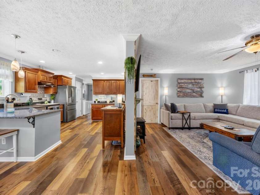 241 Goble Road, Statesville, NC 28625.  MLS# CAR4409423, YatesRealty ID 42842. 