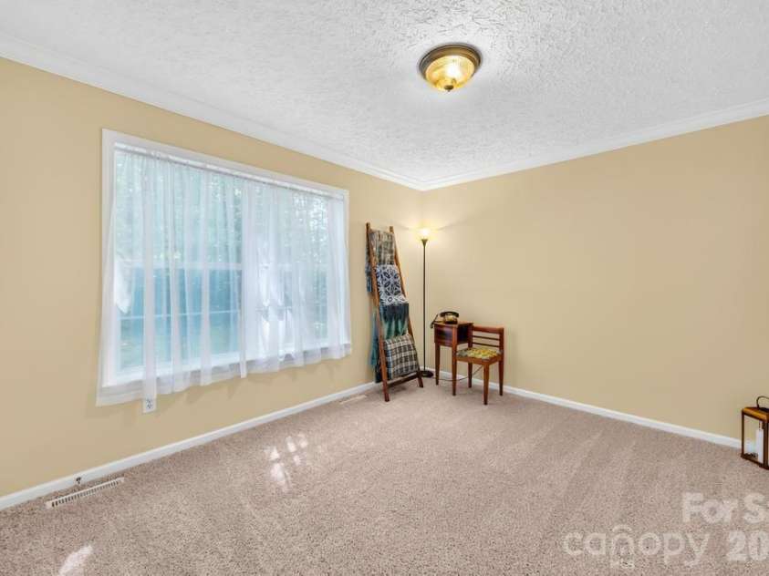 241 Goble Road, Statesville, NC 28625.  MLS# CAR4409423, YatesRealty ID 42842. 