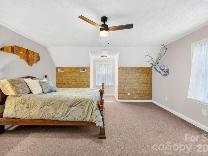 241 Goble Road, Statesville, NC 28625.  MLS# CAR4409423, YatesRealty ID 42842. 