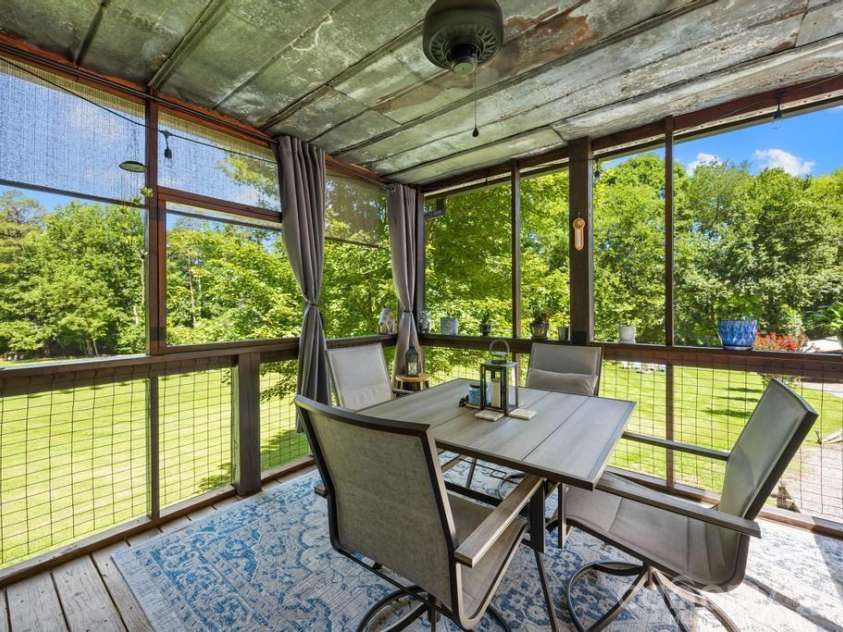 241 Goble Road, Statesville, NC 28625.  MLS# CAR4409423, YatesRealty ID 42842. 