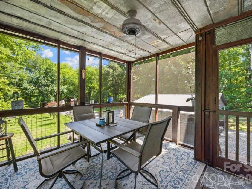 241 Goble Road, Statesville, NC 28625.  MLS# CAR4409423, YatesRealty ID 42842. 