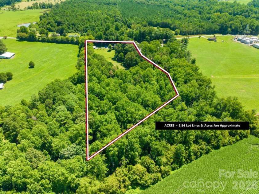 241 Goble Road, Statesville, NC 28625.  MLS# CAR4409423, YatesRealty ID 42842. 