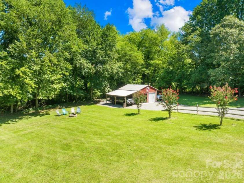241 Goble Road, Statesville, NC 28625.  MLS# CAR4409423, YatesRealty ID 42842. 