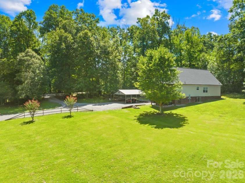 241 Goble Road, Statesville, NC 28625.  MLS# CAR4409423, YatesRealty ID 42842. 