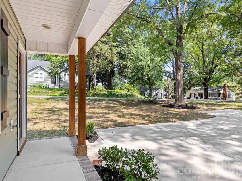 600 Sunderland Road, Concord, NC 28027.  MLS# CAR4407697, YatesRealty ID 42843. 
