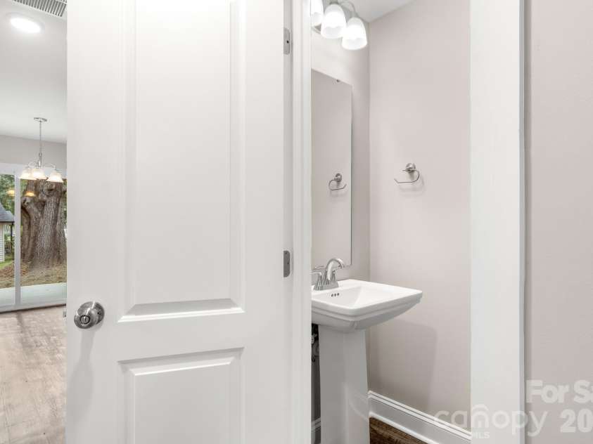 600 Sunderland Road, Concord, NC 28027.  MLS# CAR4407697, YatesRealty ID 42843. 