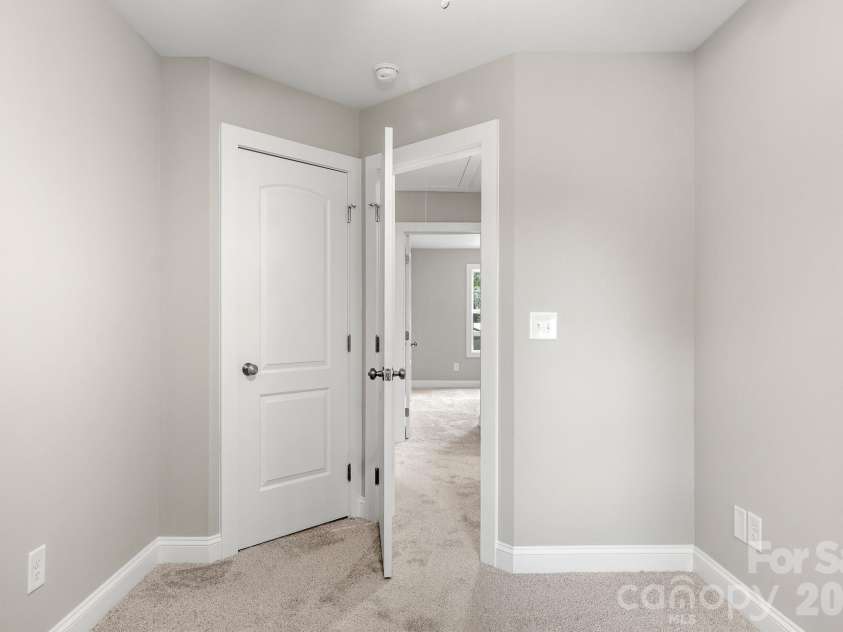 600 Sunderland Road, Concord, NC 28027.  MLS# CAR4407697, YatesRealty ID 42843. 