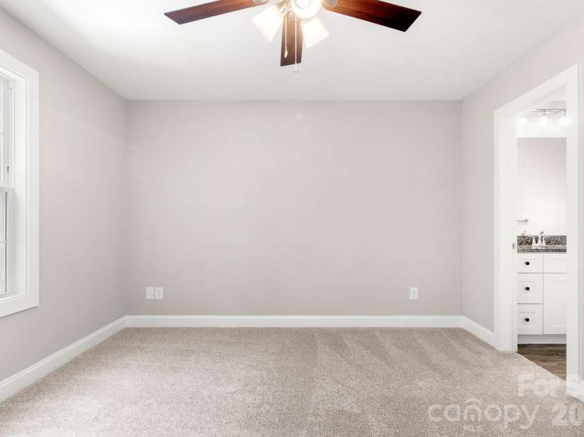 600 Sunderland Road, Concord, NC 28027.  MLS# CAR4407697, YatesRealty ID 42843. 