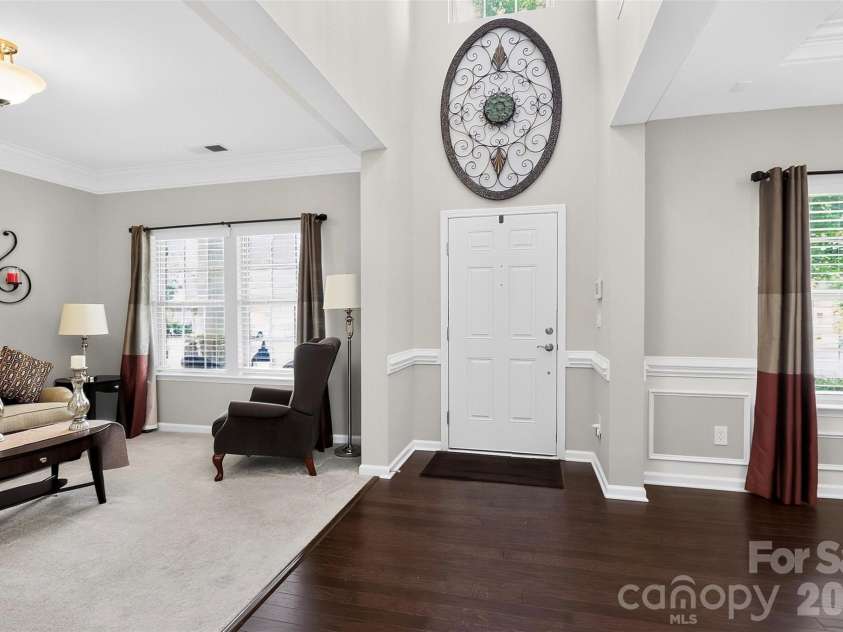 5409 Poplar Knoll Drive, Matthews, NC 28105.  MLS# CAR4413304, YatesRealty ID 42845. 
