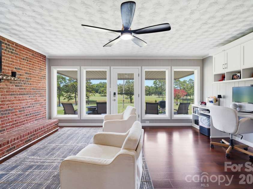 1335 Stoneyridge Drive, Charlotte, NC 28214.  MLS# CAR4407877, YatesRealty ID 42846. 
