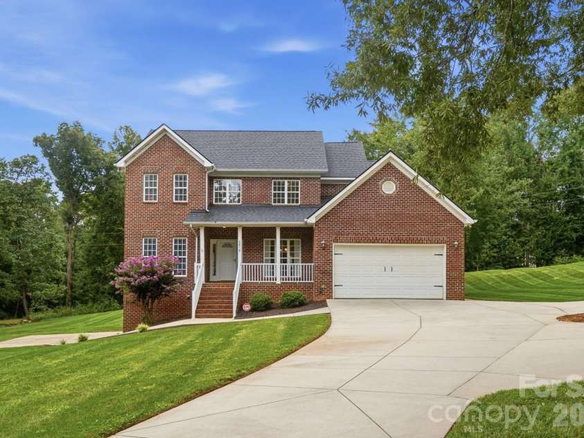 5616 Polk Mountain Drive, Marshville, NC 28103.  MLS# CAR4410630, YatesRealty ID 42847. 