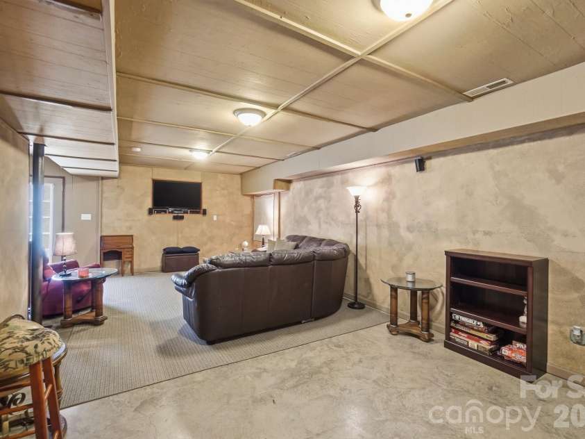 5616 Polk Mountain Drive, Marshville, NC 28103.  MLS# CAR4410630, YatesRealty ID 42847. 