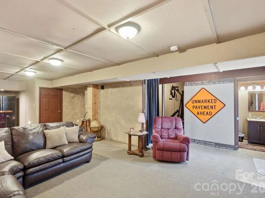 5616 Polk Mountain Drive, Marshville, NC 28103.  MLS# CAR4410630, YatesRealty ID 42847. 