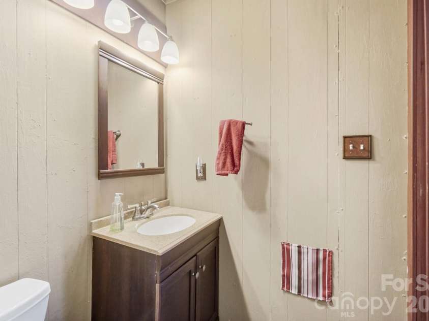 5616 Polk Mountain Drive, Marshville, NC 28103.  MLS# CAR4410630, YatesRealty ID 42847. 