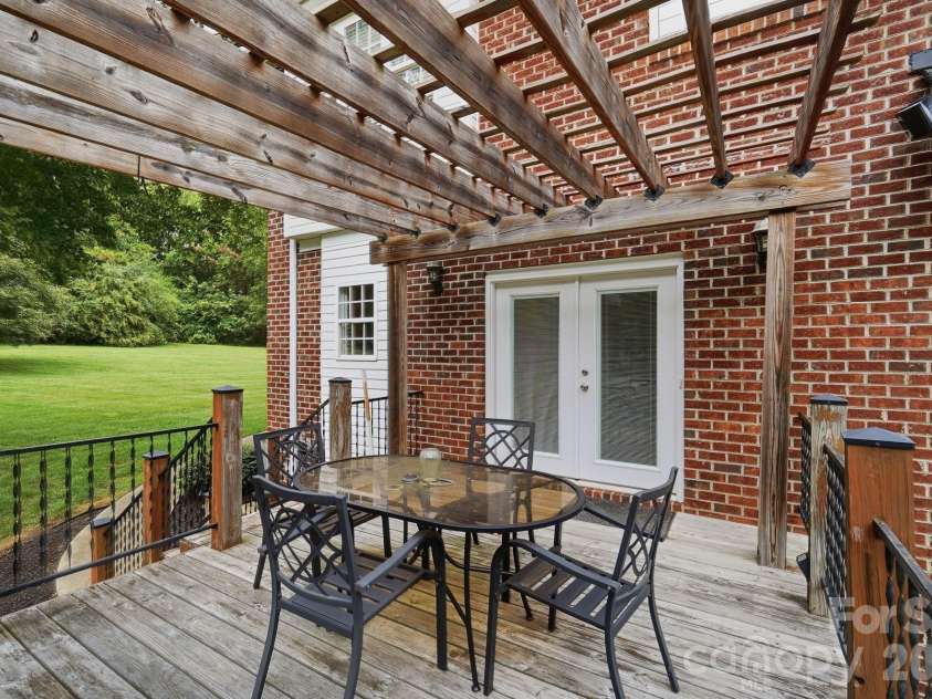 5616 Polk Mountain Drive, Marshville, NC 28103.  MLS# CAR4410630, YatesRealty ID 42847. 