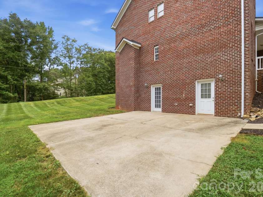 5616 Polk Mountain Drive, Marshville, NC 28103.  MLS# CAR4410630, YatesRealty ID 42847. 
