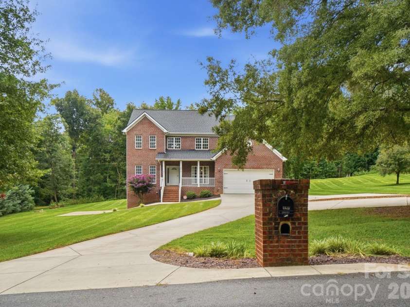 5616 Polk Mountain Drive, Marshville, NC 28103.  MLS# CAR4410630, YatesRealty ID 42847. 