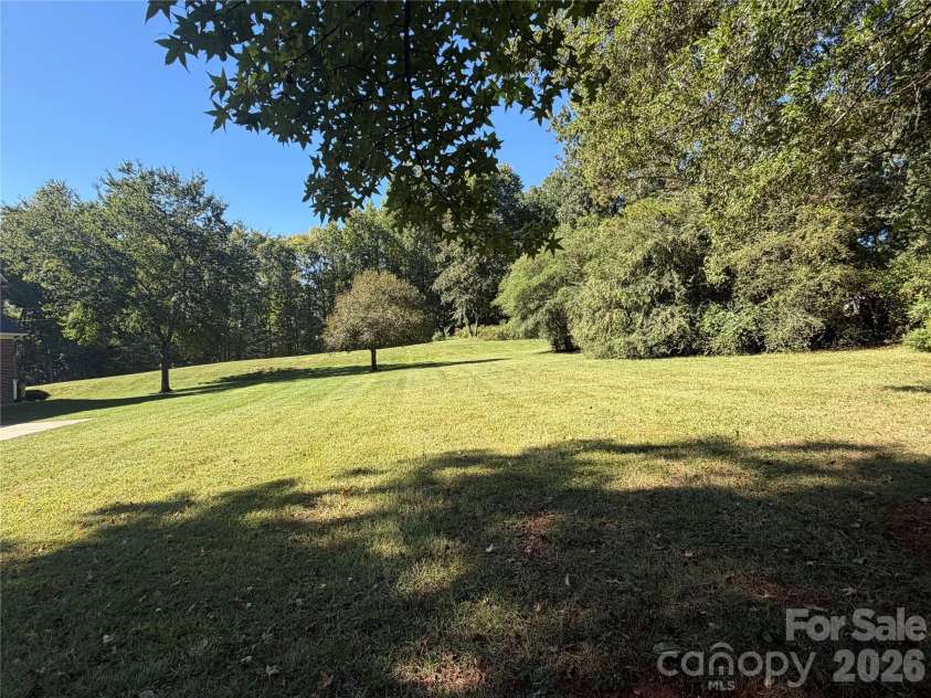 5616 Polk Mountain Drive, Marshville, NC 28103.  MLS# CAR4410630, YatesRealty ID 42847. 