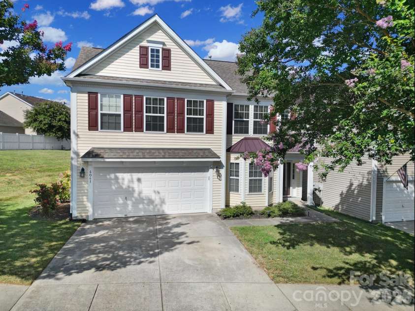 4041 Abbotsbury Drive, Fort Mill, SC 29707.  MLS# CAR4406236, YatesRealty ID 42848. 
