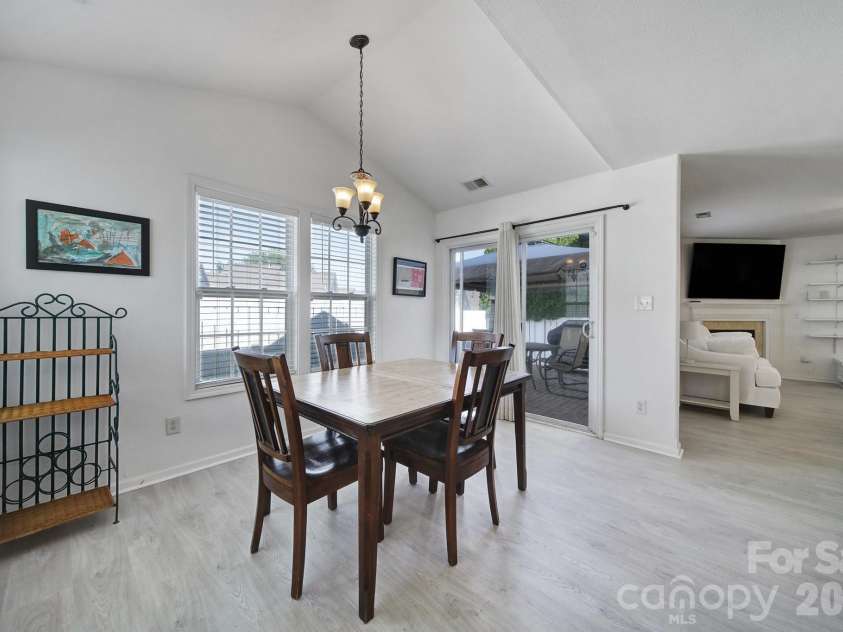 4041 Abbotsbury Drive, Fort Mill, SC 29707.  MLS# CAR4406236, YatesRealty ID 42848. 