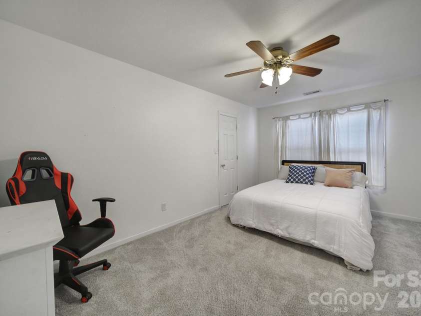 4041 Abbotsbury Drive, Fort Mill, SC 29707.  MLS# CAR4406236, YatesRealty ID 42848. 