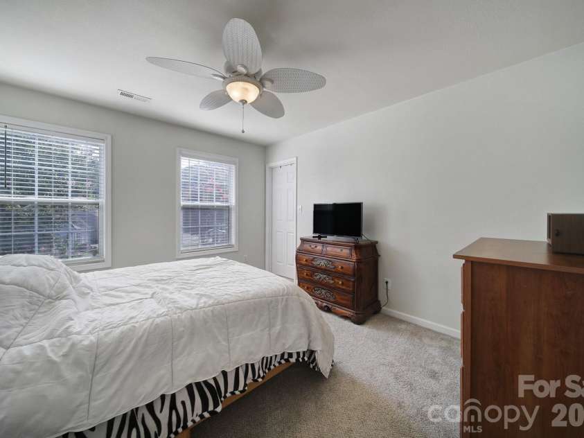 4041 Abbotsbury Drive, Fort Mill, SC 29707.  MLS# CAR4406236, YatesRealty ID 42848. 