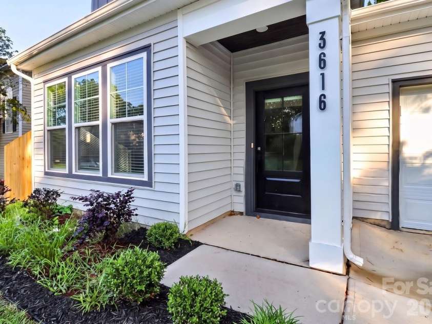 3616 Bullard Street, Charlotte, NC 28208.  MLS# CAR4412752, YatesRealty ID 42849. 