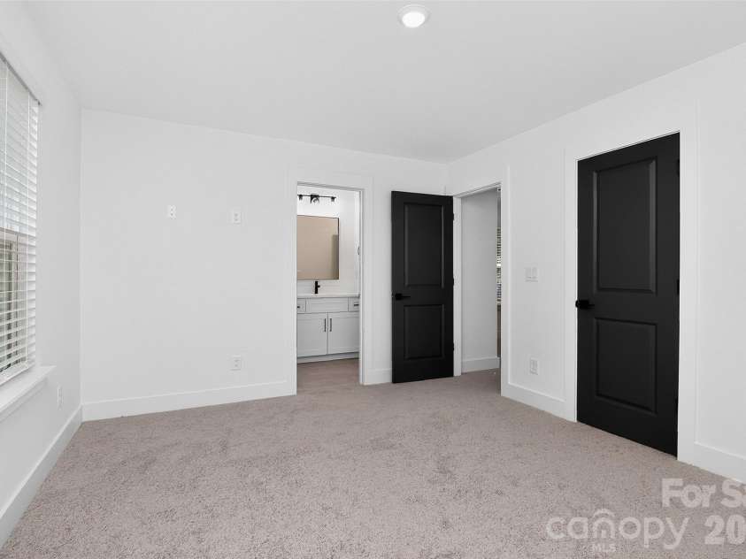 3616 Bullard Street, Charlotte, NC 28208.  MLS# CAR4412752, YatesRealty ID 42849. 