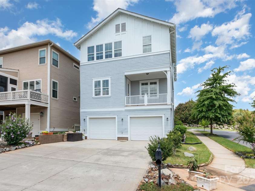 526 Spring Landing Drive, Rock Hill, SC 29730.  MLS# CAR4287498, YatesRealty ID 4285. 