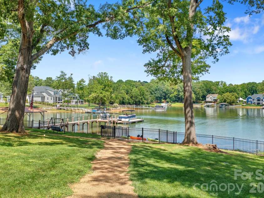 188 Sagemore Road, Mooresville, NC 28117.  MLS# CAR4412341, YatesRealty ID 42850. 