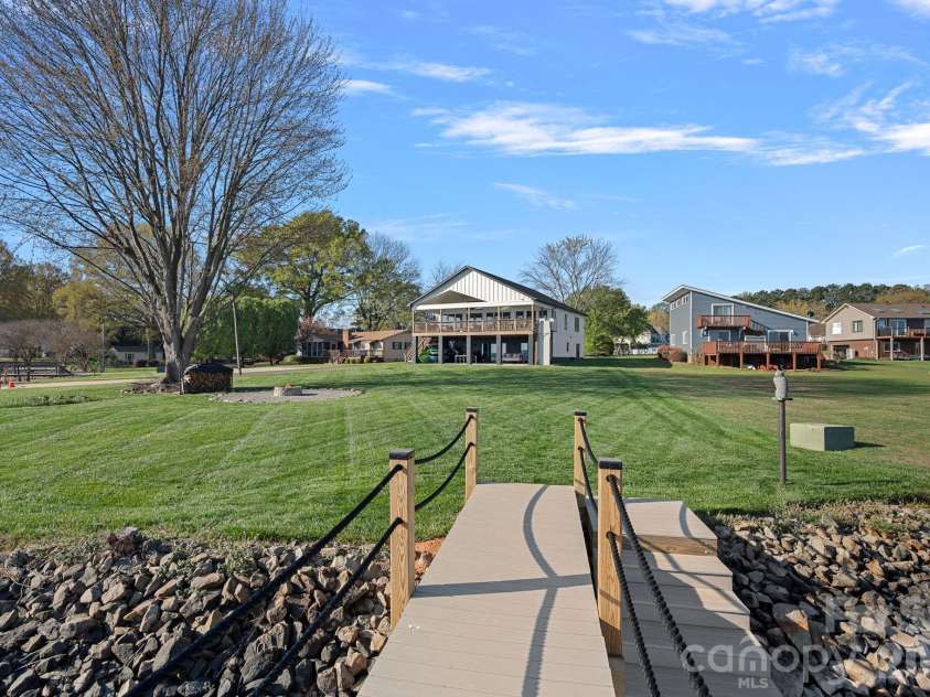 8182 Mountain Shore Drive, Sherrills Ford, NC 28673.  MLS# CAR4362288, YatesRealty ID 42852. 