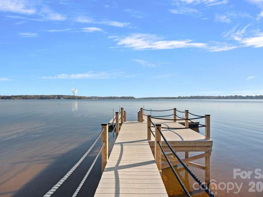 8182 Mountain Shore Drive, Sherrills Ford, NC 28673.  MLS# CAR4362288, YatesRealty ID 42852. 