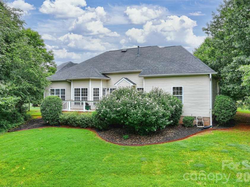 713 Trailhead Lane, Fort Mill, SC 29708.  MLS# CAR4409432, YatesRealty ID 42853. 