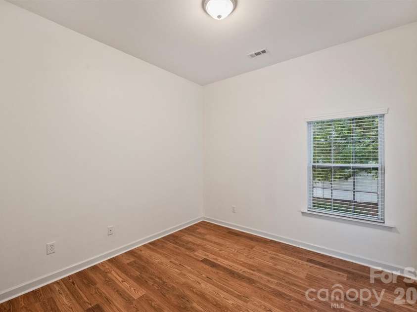 713 Trailhead Lane, Fort Mill, SC 29708.  MLS# CAR4409432, YatesRealty ID 42853. Bedroom
