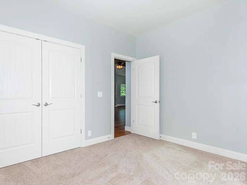 17410 Green Hill Road, Charlotte, NC 28278.  MLS# CAR4412594, YatesRealty ID 42854. 
