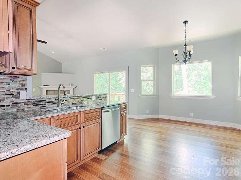 17410 Green Hill Road, Charlotte, NC 28278.  MLS# CAR4412594, YatesRealty ID 42854. 