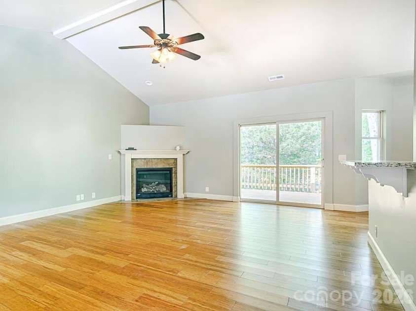 17410 Green Hill Road, Charlotte, NC 28278.  MLS# CAR4412594, YatesRealty ID 42854. 