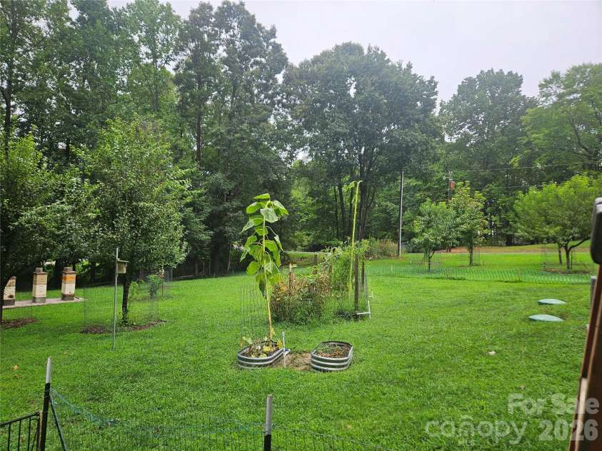 17410 Green Hill Road, Charlotte, NC 28278.  MLS# CAR4412594, YatesRealty ID 42854. 