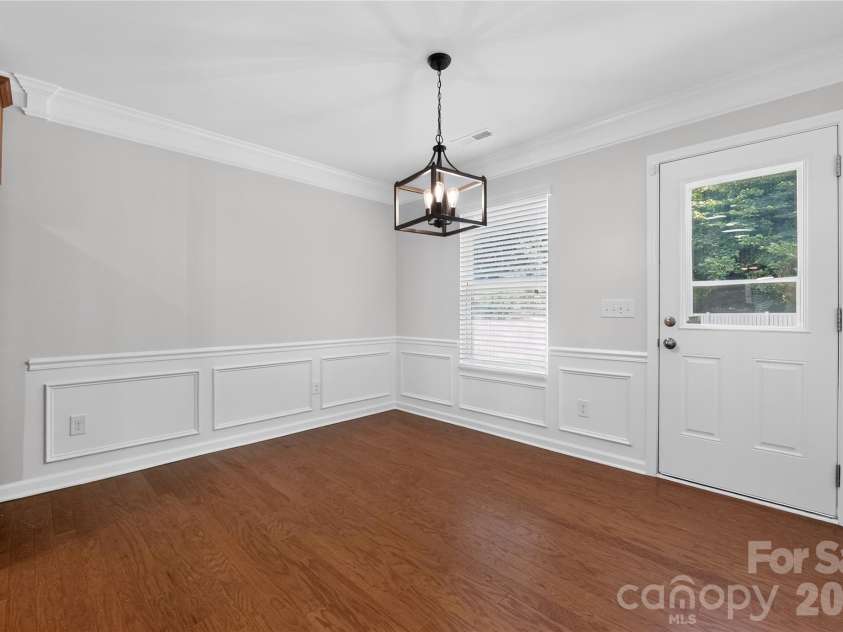 1716 White Willow Avenue, Gastonia, NC 28054.  MLS# CAR4413148, YatesRealty ID 42855. 